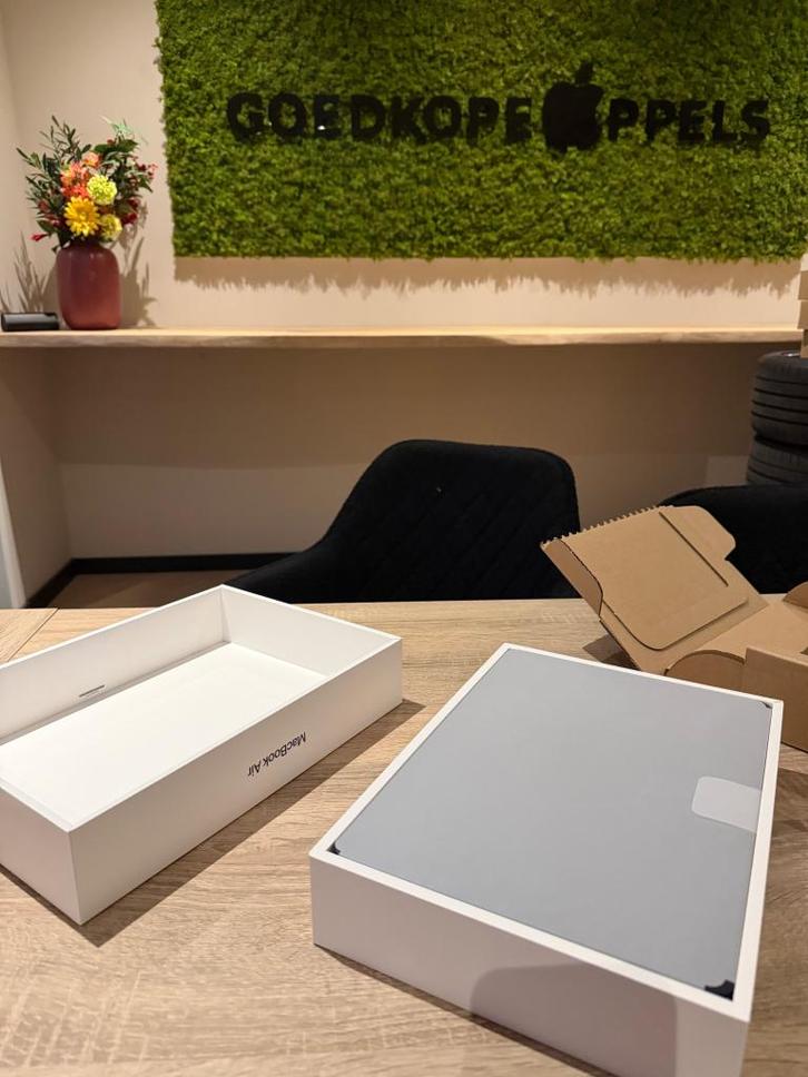 MacBook Air 13 inch m2 8GB 512GB Zwart | nieuw/garantie, Computers en Software, Apple Macbooks, Nieuw, MacBook Air, 13 inch, Qwerty