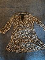 Zwarte bloemenjurk van Pigalle - Maat 38/40 (M), Kleding | Dames, Jurken, Maat 38/40 (M), Zwart, Pigalle, Ophalen of Verzenden