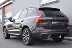 Volvo XC60 2.0 T8 Plug-in hybrid AWD R-Design Panorama, Harm, Automaat, Gebruikt, 1969 cc, Leder en Stof