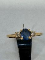 16957 18kt Elegante ring met saffier en diamanten maat 17,5, Blauw, Ophalen of Verzenden, Zo goed als nieuw, 17 tot 18