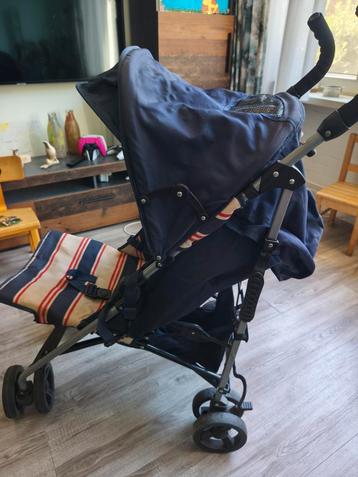 Gebruikte buggy beschikbaar voor biedingen