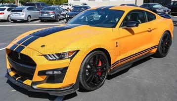 Autoart 1:18 Ford Mustang Shelby GT500 Cyber Orange beschikbaar voor biedingen