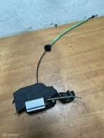 Deurslot mechaniek rechtsvoor Volkswagen Caddy Beste03-10), Auto-onderdelen, Gebruikt, Volkswagen, Ophalen of Verzenden, Volkswagen