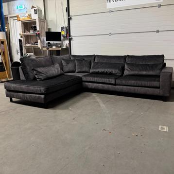 Opruiming! Hoekbank River | Openeiland + 3 zits | van €1982 beschikbaar voor biedingen