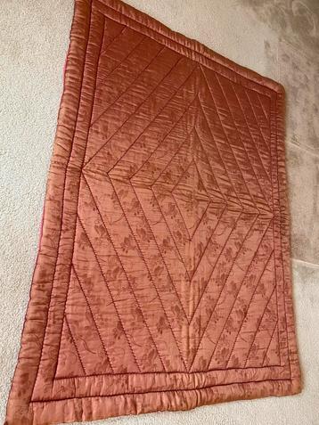 Sierdeken sprei topdeken beschikbaar voor biedingen