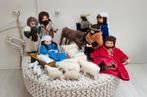 Vilten kerststal poppen Maria Jozef Jezus herder wijzen dier, Ophalen of Verzenden, Zo goed als nieuw, Poppenhuis