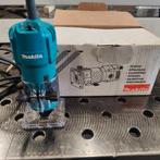 Makita 3709 kantfrees, Doe-het-zelf en Verbouw, Ophalen of Verzenden, Zo goed als nieuw, Elektrisch, Bovenfrees