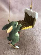 Charming Tails Beeldje / Hanger Konijn op Ski's, Nieuw, Ophalen of Verzenden, Nieuw, Dier