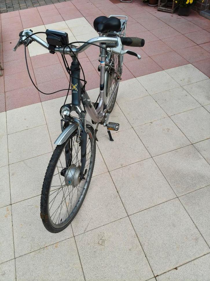 Elektrische damesfiets 47 cm, Fietsen en Brommers, Elektrische fietsen, Zo goed als nieuw, Overige merken, 47 tot 51 cm, Ophalen