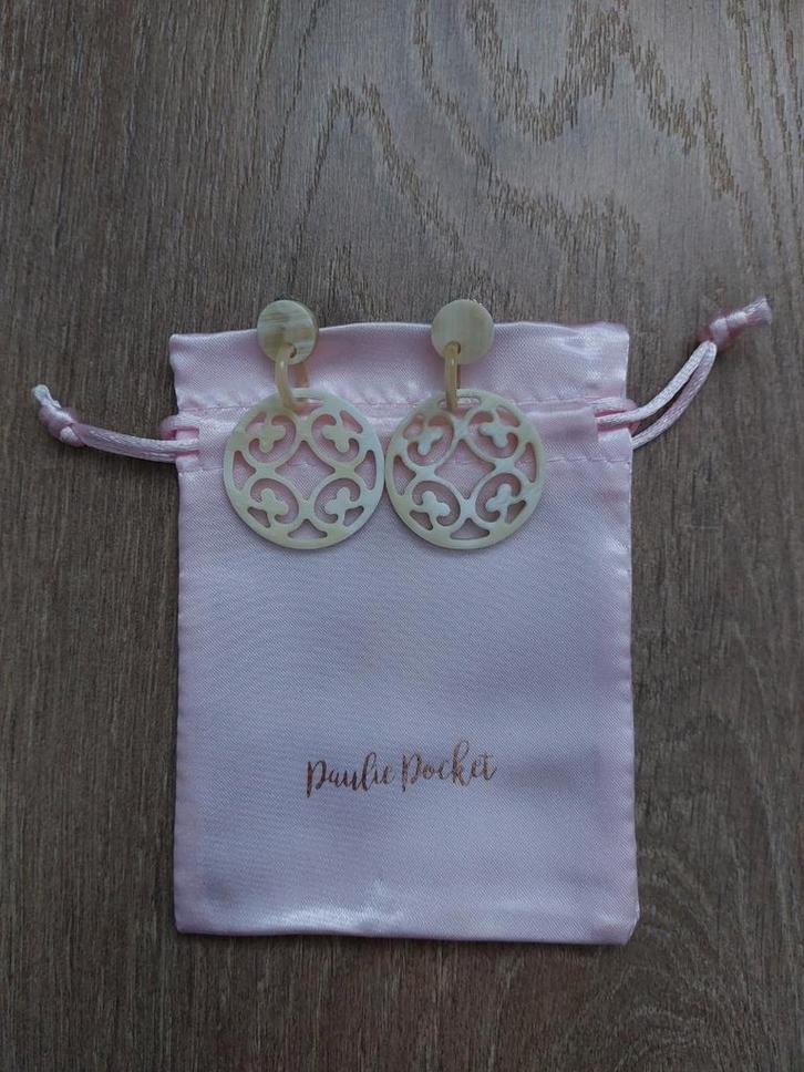 Paulie Pocket oorbellen, Sieraden, Tassen en Uiterlijk, Oorbellen, Nieuw, Overige materialen, Ophalen of Verzenden