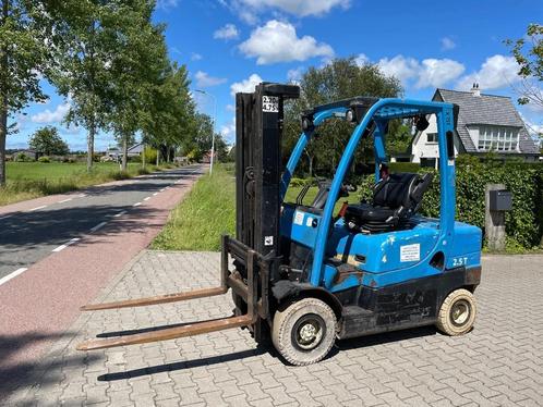 Hyster 2.5t diesel triplo freelift heftruck forklift, Zakelijke goederen, Machines en Bouw | Heftrucks en Intern transport, Heftruck