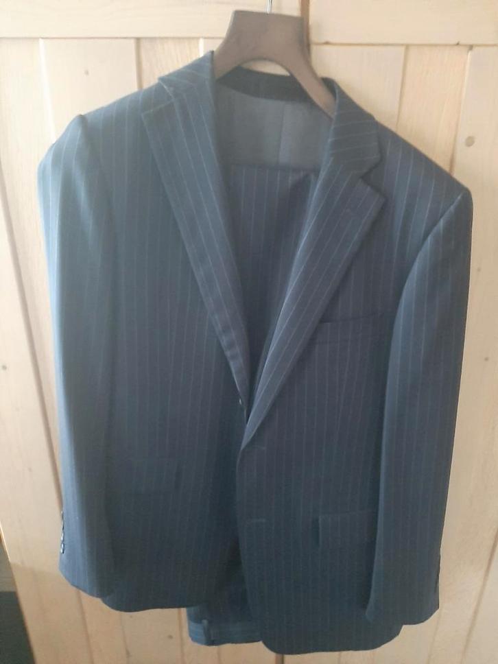 Herenkostuum - Stijlvol en elegant Geschikt voor feestdagen, Kleding | Heren, Kostuums en Colberts, Zo goed als nieuw, Maat 48/50 (M)