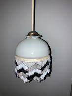 Mooie oude hanglamp met kraaltjes, Antiek en Kunst, Antiek | Lampen, Ophalen