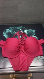 Gave rode bikini met 2 broekjes waarvan 1 nieuw!, Ophalen of Verzenden, Zo goed als nieuw, Bikini, Hunkemöller