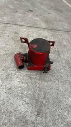 Scania kantelpomp 2 serie, Ophalen, Scania