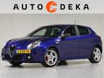 Alfa Romeo Giulietta 1.4 T Exclusive QV-Line Automaat *Leder, Auto's, Alfa Romeo, 65 €/maand, 4 cilinders, Blauw, Origineel Nederlands