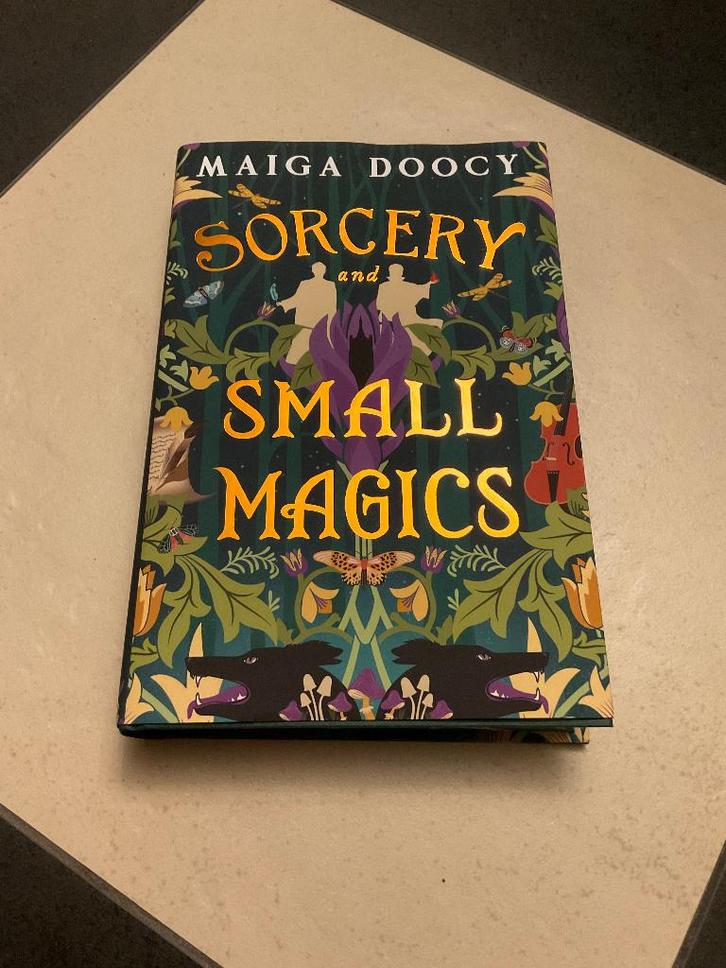 Fairyloot Sorcery and small magics Maiga Doocy, Boeken, Fantasy, Nieuw, Ophalen of Verzenden