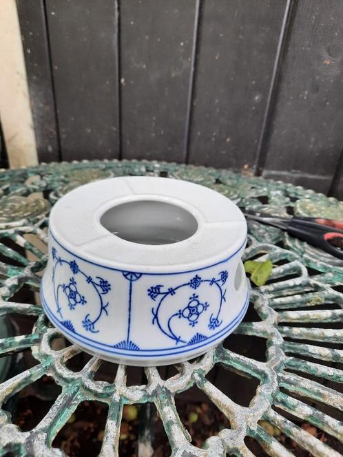 Jäger Blauw Saks Theelichtje, wit porselein met blauw decor, Antiek en Kunst, Antiek | Servies los, Ophalen of Verzenden