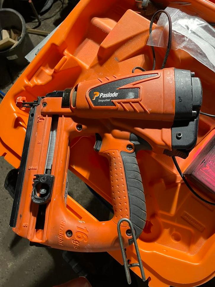 Paslode IM 65 f16, Doe-het-zelf en Verbouw, Gereedschap | Overige machines, Zo goed als nieuw, Ophalen of Verzenden