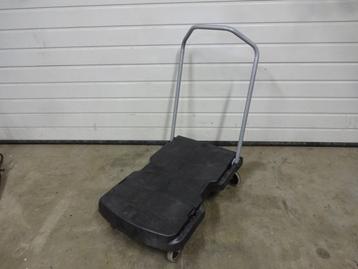 Rubbermaid transportkar 227 kg zgan beschikbaar voor biedingen