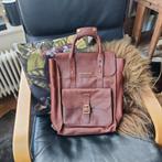 Dr Martens rugzak rugtas ambassador cashew, Overige merken, 25 tot 40 cm, Ophalen of Verzenden, Zo goed als nieuw