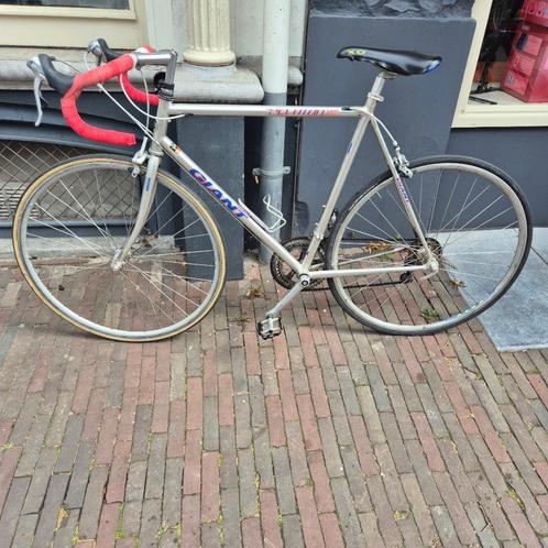 Giant Peloton 7200 Vintage racefiets 60 cm, Fietsen en Brommers, Fietsen | Racefietsen, Gebruikt, Giant, 28 inch, 57 tot 61 cm