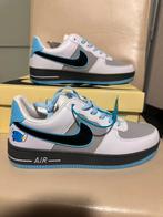 Nieuw, Nike’s.  Mt 42,5, Kleding | Heren, Schoenen, Blauw, Nike, Ophalen of Verzenden, Zo goed als nieuw