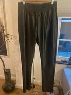 Sisters Point vegan leren broek zwart (40), Zwart, Maat 42/44 (L), Ophalen of Verzenden, Zo goed als nieuw