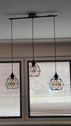 Industriële set hanglampen 1x met 3 kappen en 3x enkele lamp, Huis en Inrichting, Lampen | Hanglampen, Ophalen, Zo goed als nieuw