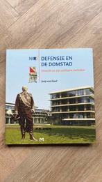 Defensie en de Domstad, Ophalen of Verzenden, Landmacht, Nederland, Boek of Tijdschrift