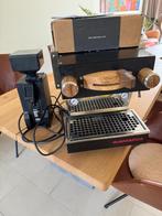 la Marzocco linea mini, Witgoed en Apparatuur, Koffiezetapparaten, Ophalen, Espresso apparaat, 10 kopjes of meer, Zo goed als nieuw