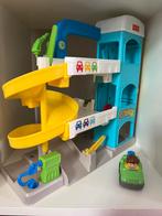 Fisher Price garage plus auto, Ophalen of Verzenden, Gebruikt, Speelset