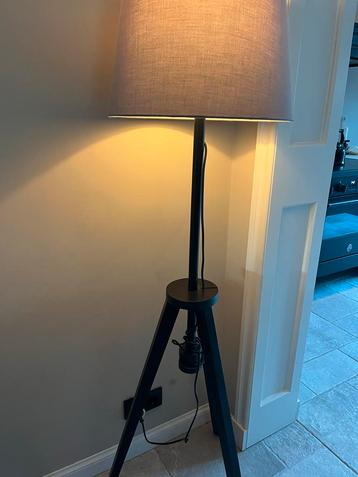 Ikea Staande Lamp - Zo Goed Als Nieuw beschikbaar voor biedingen