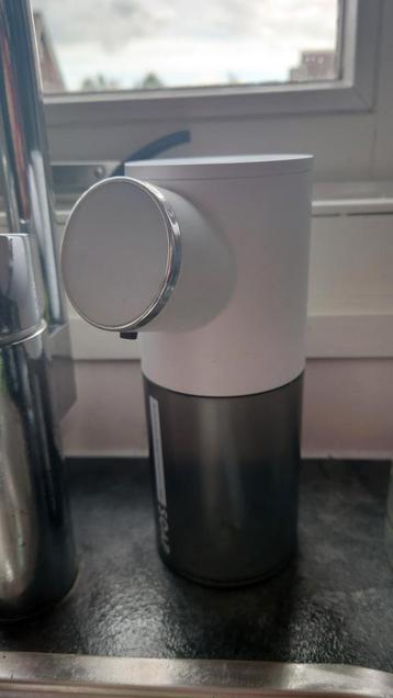 Automatische Zeepdispenser - RoHS beschikbaar voor biedingen