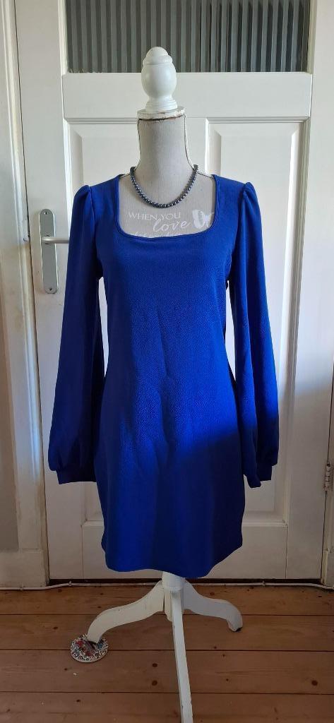 Koningsblauwe jurk maat L, Kleding | Dames, Jurken, Nieuw, Maat 42/44 (L), Blauw, Boven de knie, Ophalen of Verzenden