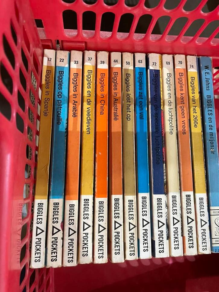 Biggles pockets, Boeken, Avontuur en Actie, Gelezen, Ophalen of Verzenden