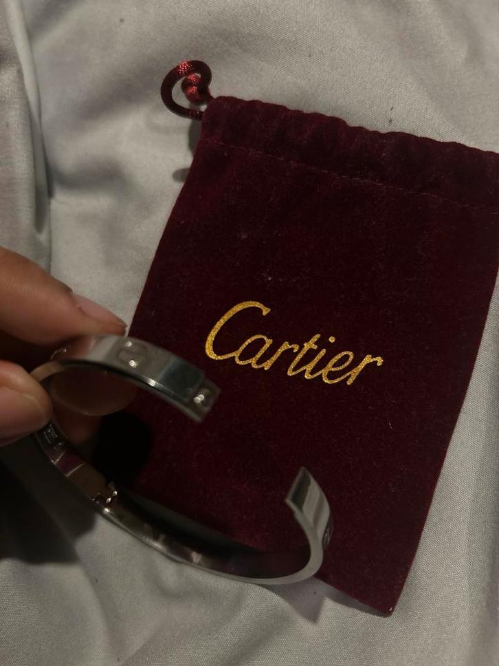 Cartier Love Armband 750, Maat 19 (Niet Geverifieerd), Sieraden, Tassen en Uiterlijk, Armbanden, Gebruikt, Overige kleuren, Ophalen of Verzenden