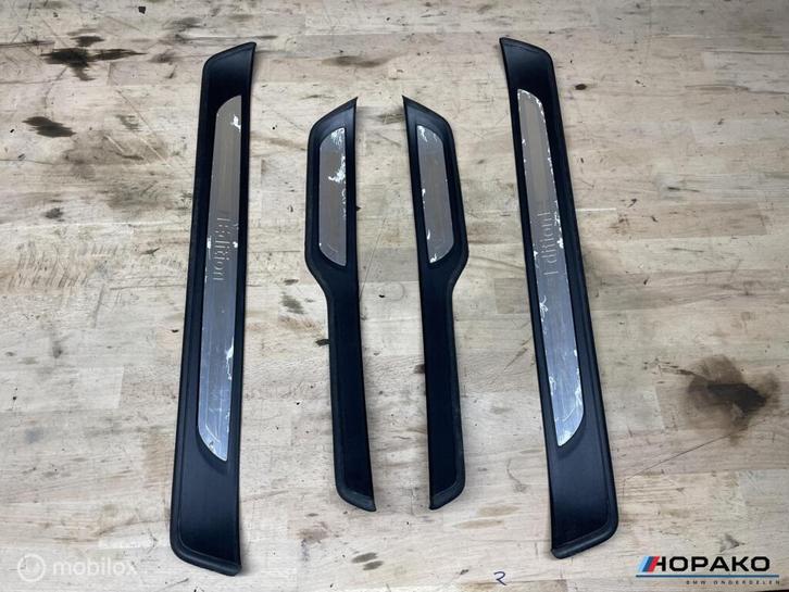 Instaplijsten set BMW 3 serie E90 E91 - Edition, Auto-onderdelen, Interieur en Bekleding, Gebruikt, Ophalen of Verzenden