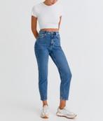 Pull&Bear donkerblauw Slim fit mom jeans spijkerbroek 36, Blauw, Nieuw, Ophalen of Verzenden, W28 - W29 (confectie 36)