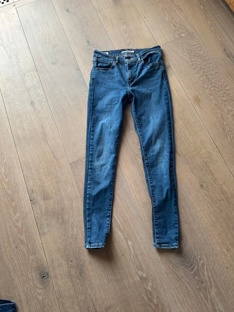 Levis jeans 27 w 28l  danes model 720, Ophalen of Verzenden, Zo goed als nieuw, Blauw, W27 (confectie 34) of kleiner