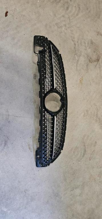 Mercedes C-Klasse W206 Grille Origineel beschikbaar voor biedingen