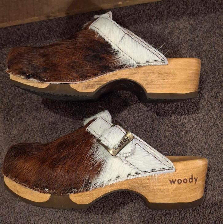 WOODY Koeienhuid Klompen Dames Maat 37 - Nieuwstaat!, Kleding | Dames, Schoenen, Zo goed als nieuw, Overige typen, Bruin, Ophalen of Verzenden