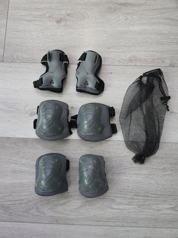 Beschermset - Knie, Elleboog & Pols beschikbaar voor biedingen