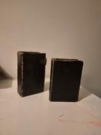Antieke Bijbel en Psalmen -  Zwarte Bijbels met sluiting, Ophalen of Verzenden, Onbekend