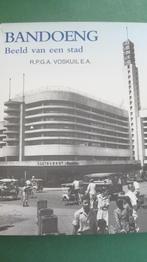 Bandoeng - Beeld van een stad, Ophalen of Verzenden, 20e eeuw of later, Zo goed als nieuw