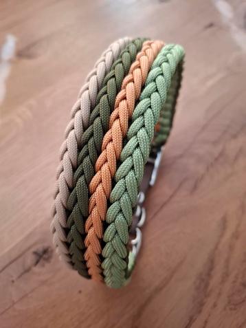Handgemaakte paracord halsband – Halsomvang 36 - 38 cm beschikbaar voor biedingen
