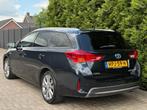 Toyota Auris Touring Sports 1.8 Hybrid Executive Camera Pano, Euro 5, Gebruikt, Zwart, Leder en Stof