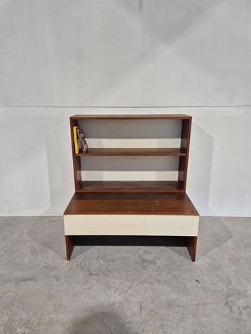 Ladekastje met ruimte voor boeken pastoe vintage beschikbaar voor biedingen