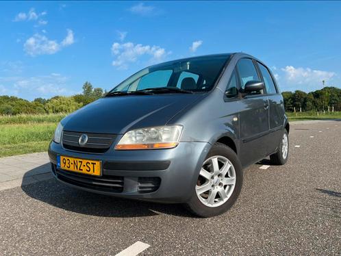 Fiat Idea 1.4 16V 2004 Grijs, Auto's, Fiat, Particulier, Idea, ABS, Airbags, Boordcomputer, Centrale vergrendeling, Elektrische ramen