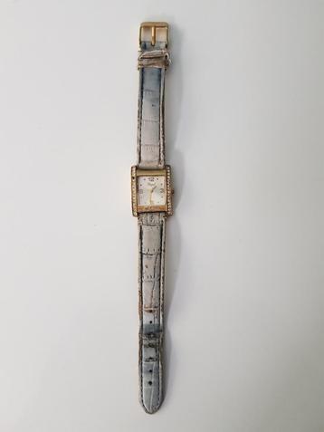 Dames horloge (bandje is afgescheurd) beschikbaar voor biedingen